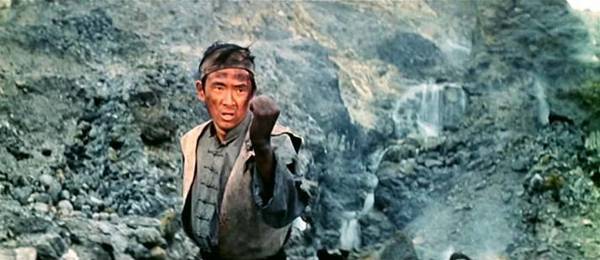 The Chinese Professionals A.K.A. One-Armed Boxer • 獨臂拳王 (1971)