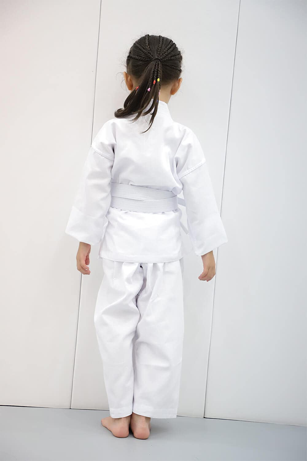 FLKKY Karate Gi for Kids with Belt Lightweight Student Karate Uniform Martial Arts Sports Karate Suits(Size0000-1) (000) White