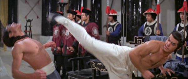 Unbeatable Dragon AKA Invincible Shaolin • 南少林與北少林 (1978)